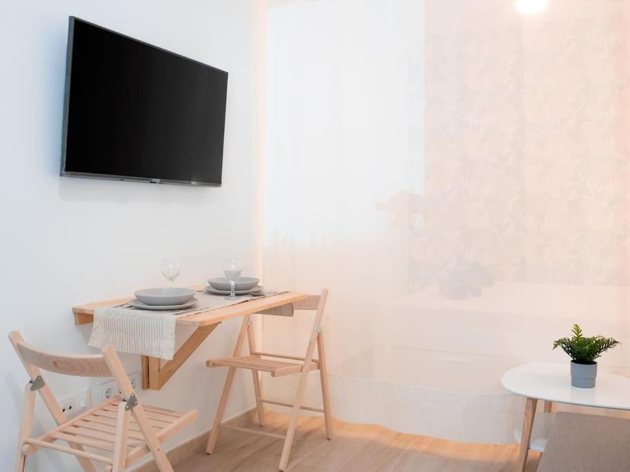 Acogedor Estudio En Triana Con Jacuzzi Y Wifi Sevilla Exterior foto